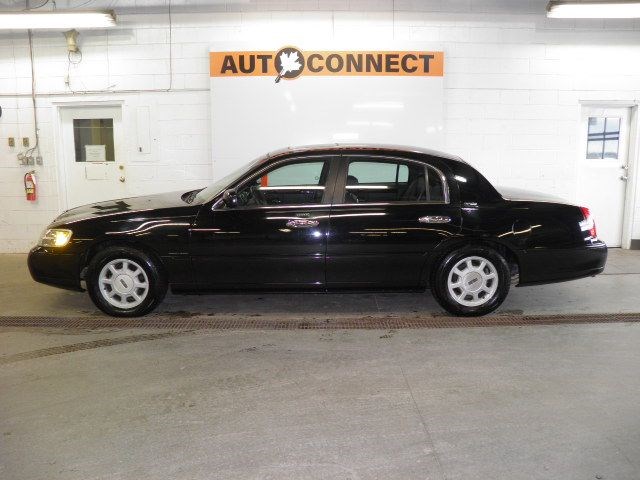 Photo of  2002 Lincoln Town Car Signature Touring for sale at Auto Connect Sales in Peterborough, ON