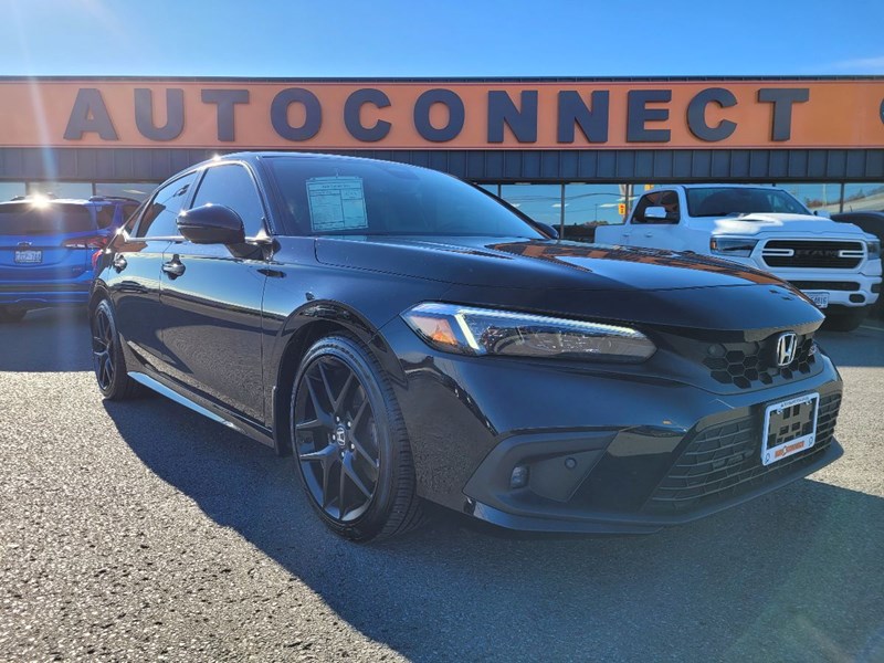 Photo of 2022 Honda Civic Si  for sale at Auto Connect Sales in Peterborough, ON