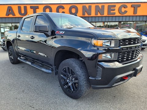 Photo of 2021 Chevrolet Silverado 1500 Crew Cab 4X4 for sale at Auto Connect Sales in Peterborough, ON