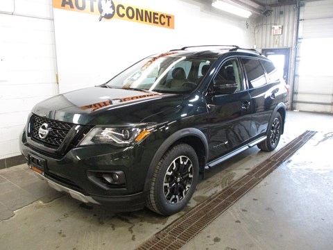 Photo of 2020 Nissan Pathfinder SV 4WD for sale at Auto Connect Sales in Peterborough, ON