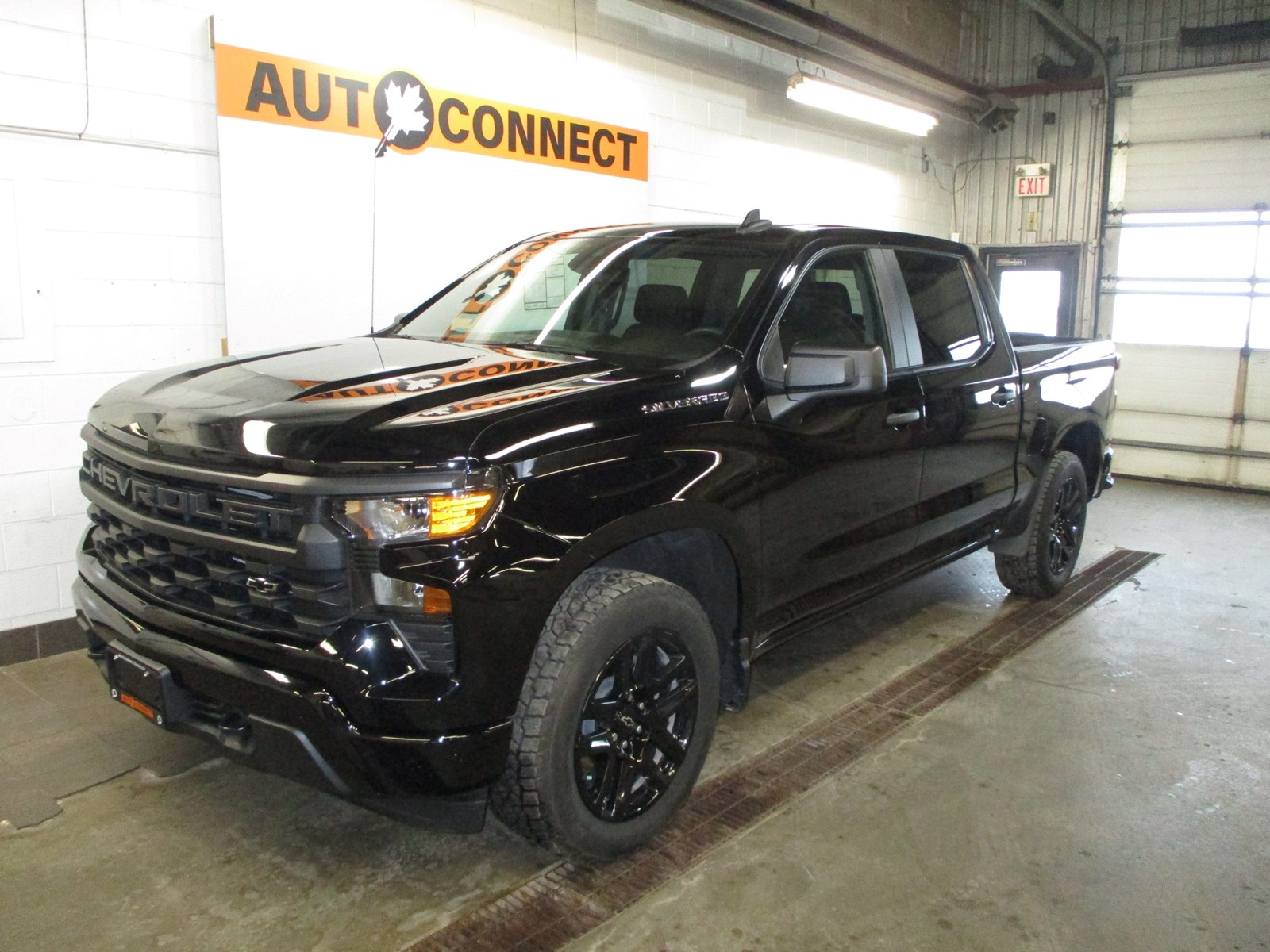 Photo of 2023 Chevrolet Silverado 1500 Custom 4X4 for sale at Auto Connect Sales in Peterborough, ON