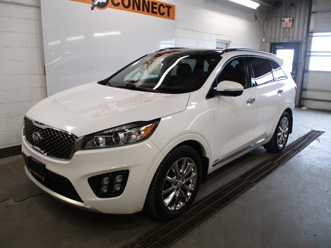 Photo of 2018 KIA Sorento SX AWD for sale at Auto Connect Sales in Peterborough, ON