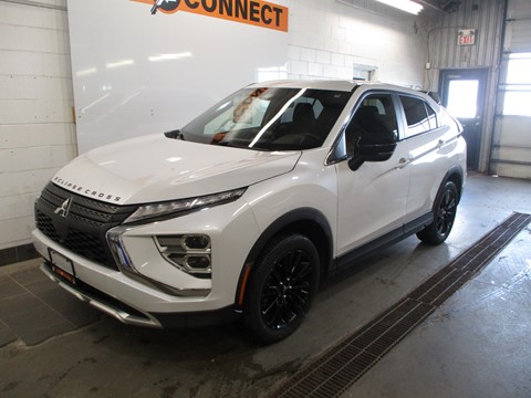 Photo of 2023 Mitsubishi Eclipse Cross SE AWD for sale at Auto Connect Sales in Peterborough, ON