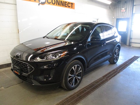 Photo of 2022 Ford Escape SE AWD for sale at Auto Connect Sales in Peterborough, ON