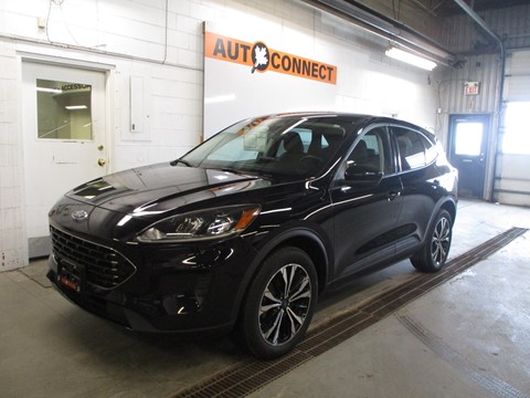 Photo of 2022 Ford Escape SE AWD for sale at Auto Connect Sales in Peterborough, ON
