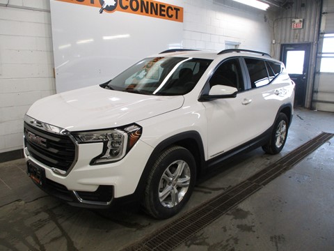 Photo of 2022 GMC Terrain SLE AWD for sale at Auto Connect Sales in Peterborough, ON