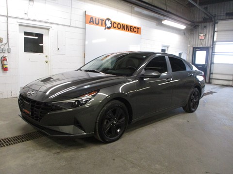 Photo of 2023 Hyundai Elantra Preferred w/ Tech Package for sale at Auto Connect Sales in Peterborough, ON