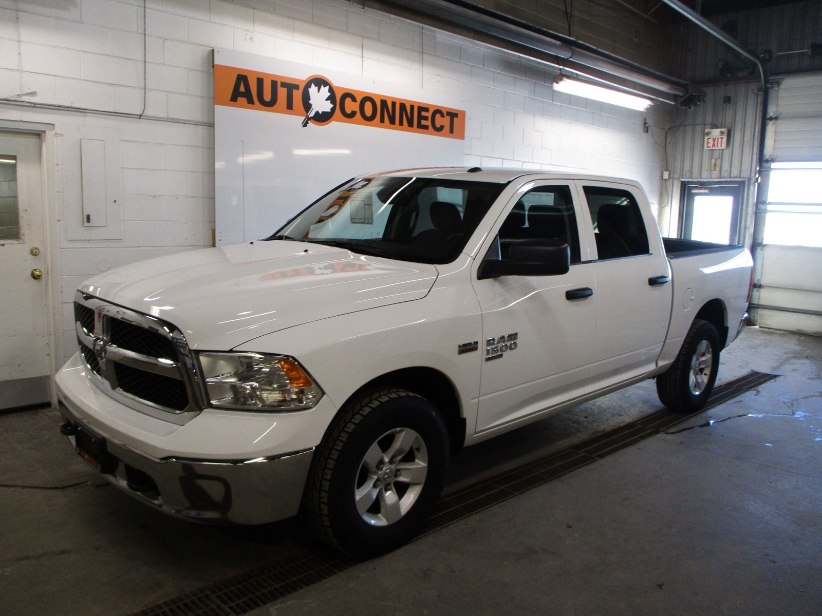 Photo of 2023 RAM 1500 Classic SLT Crew Cab 4X4 for sale at Auto Connect Sales in Peterborough, ON