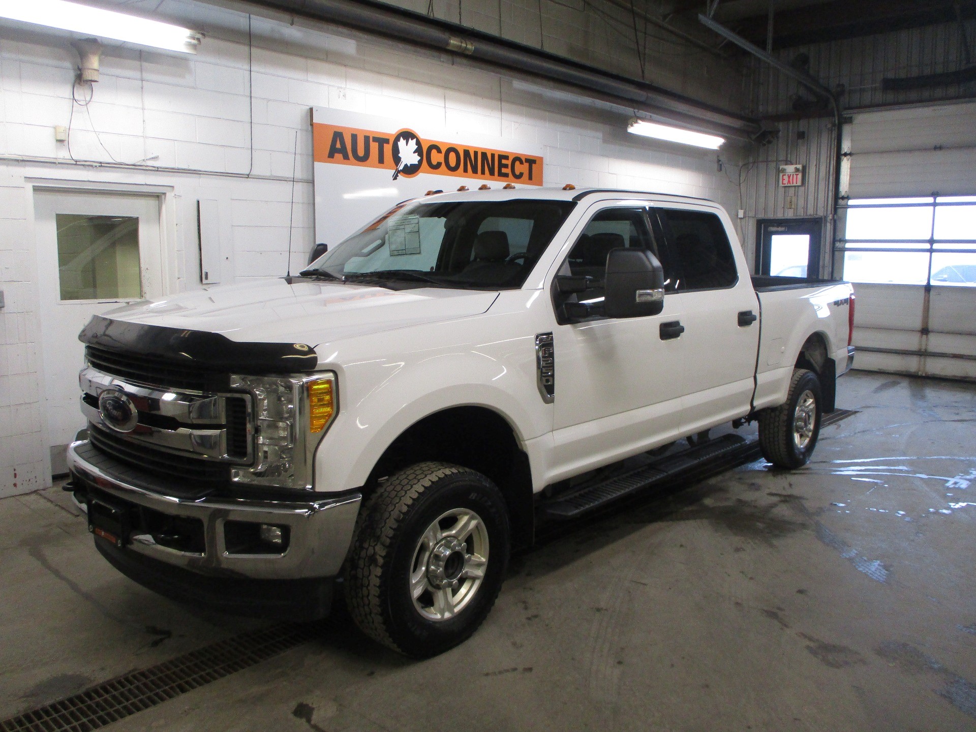 Ford F-250 Super Duty XLT Crew Cab 4WD