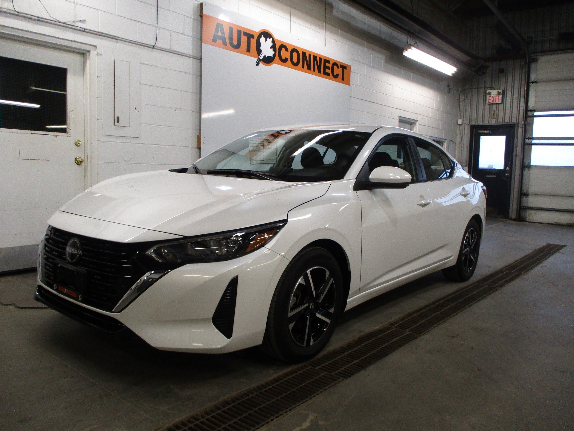 Unknown 2024 Nissan Sentra Sedan Front-Wheel Drive Continuously Variable Transmission