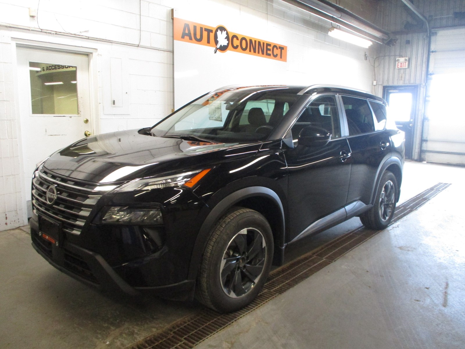Photo of 2024 Nissan Rogue SV AWD for sale at Auto Connect Sales in Peterborough, ON
