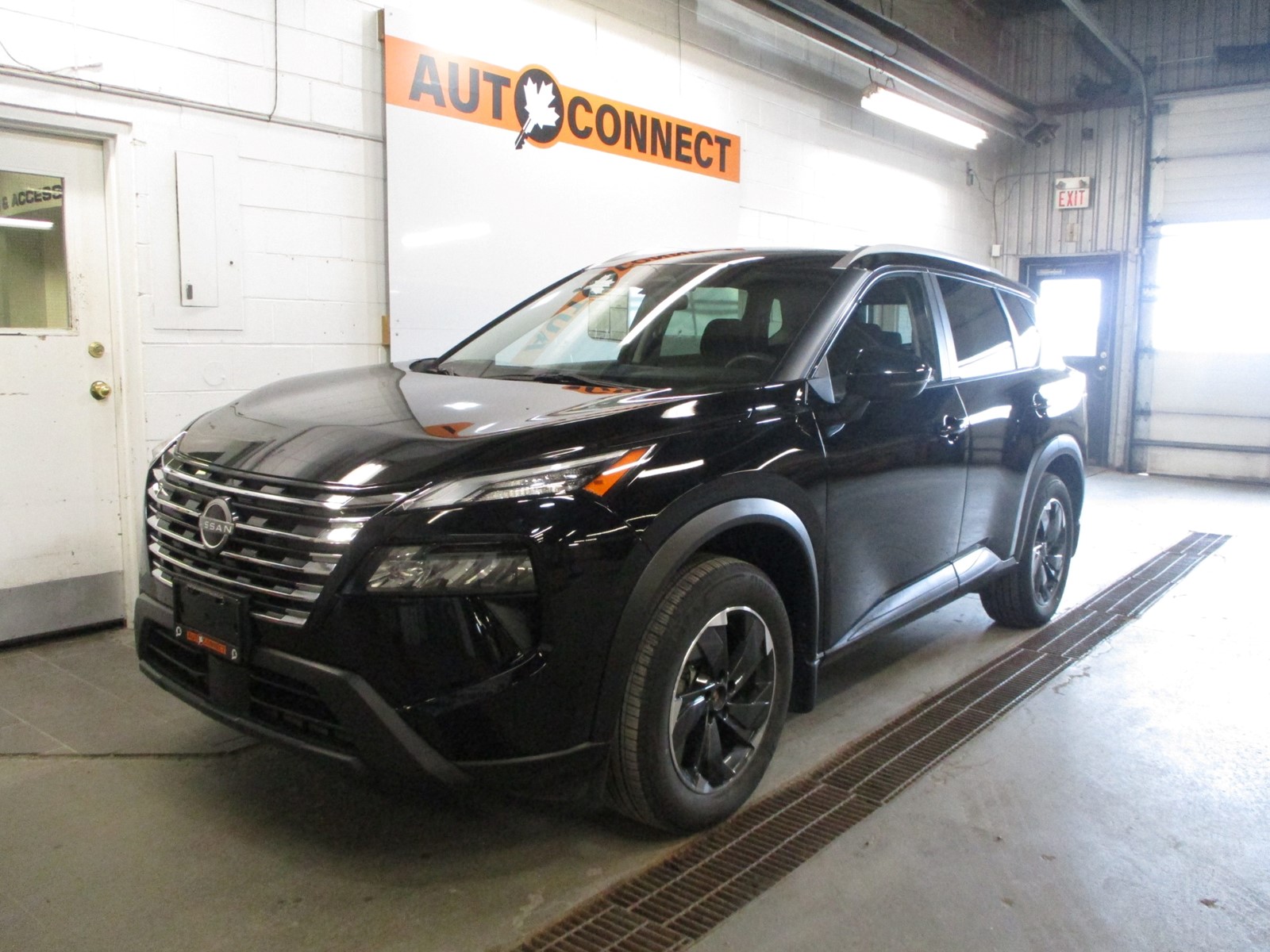 Photo of 2024 Nissan Rogue SV AWD for sale at Auto Connect Sales in Peterborough, ON