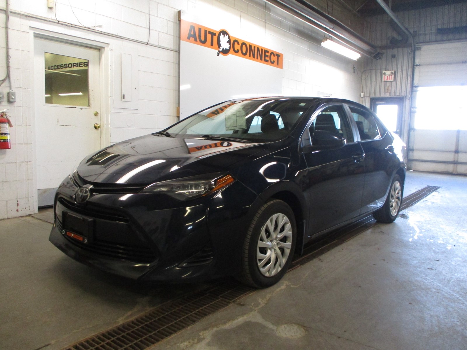 Photo of 2019 Toyota Corolla LE  for sale at Auto Connect Sales in Peterborough, ON