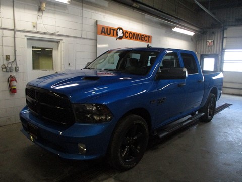 Photo of 2022 RAM 1500 Classic Express Crew Cab 4X4 for sale at Auto Connect Sales in Peterborough, ON