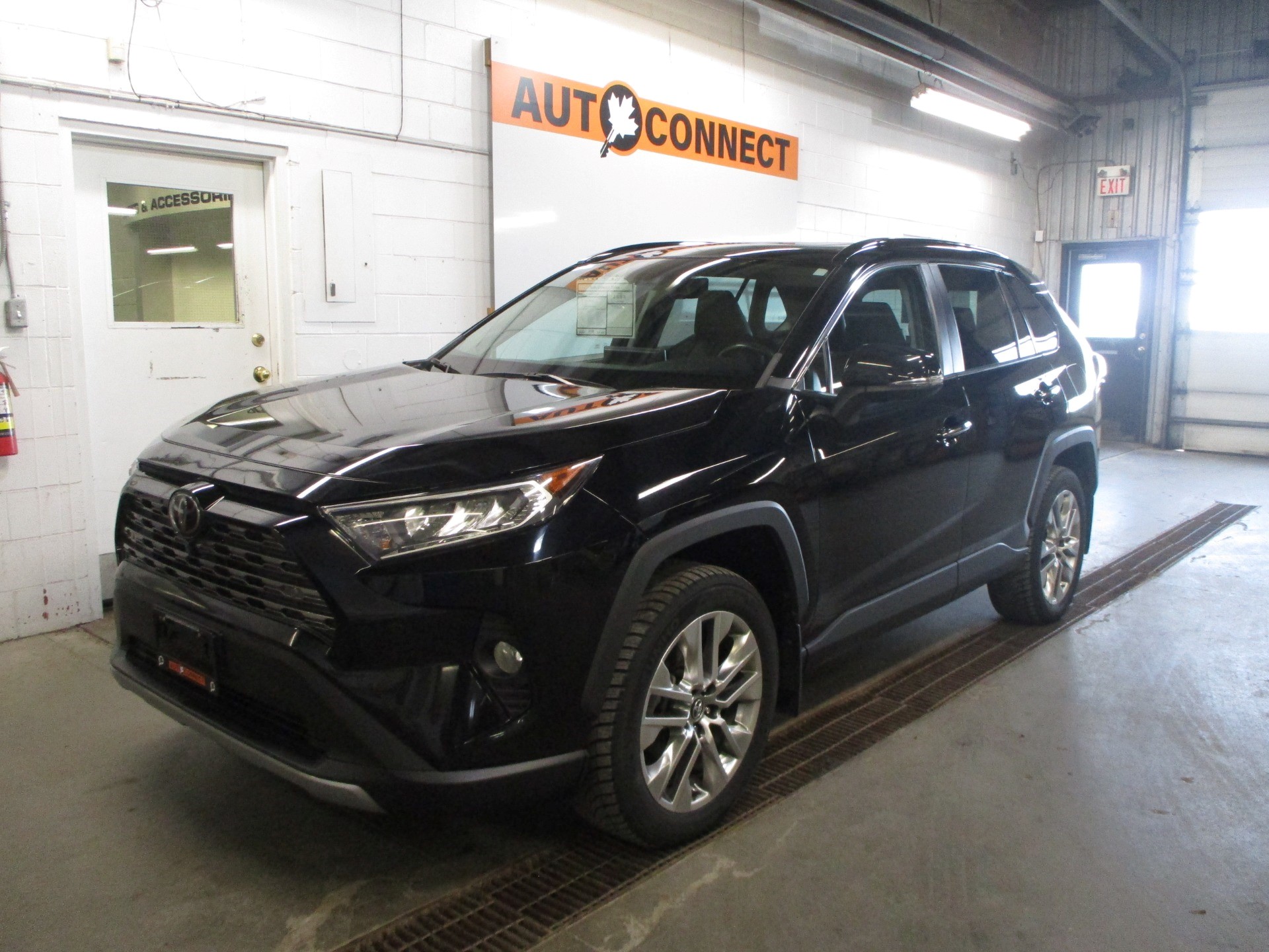 Unknown 2019 Toyota RAV4 SUV / Crossover All-Wheel Drive 8-Speed Automatic