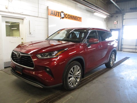 Photo of 2021 Toyota Highlander Platinum AWD for sale at Auto Connect Sales in Peterborough, ON