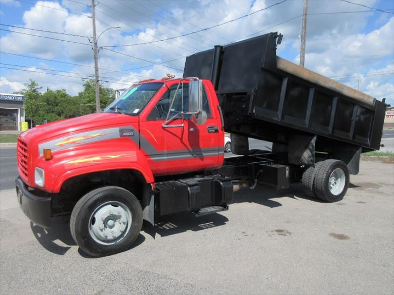 Photo of  2001 GMC C6H042   for sale at Paradise Auto Source in Peterborough, ON