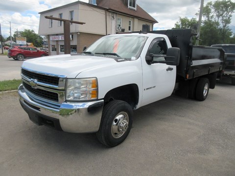 Photo of  2007 Chevrolet Silverado 3500HD  DRW for sale at Paradise Auto Source in Peterborough, ON