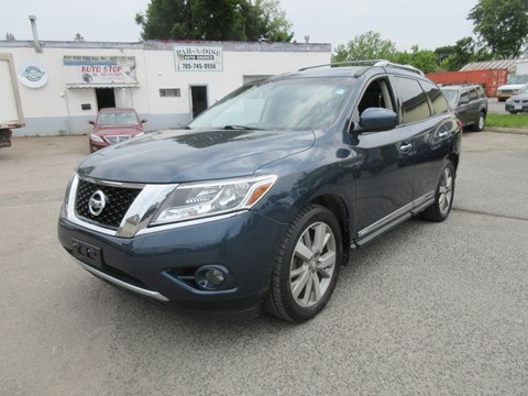 Photo of 2014 Nissan Pathfinder Platinum 4WD for sale at Paradise Auto Source in Peterborough, ON