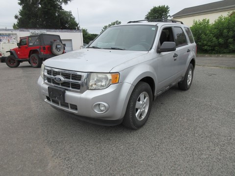 Photo of 2009 Ford Escape XLT V6 for sale at Paradise Auto Source in Peterborough, ON