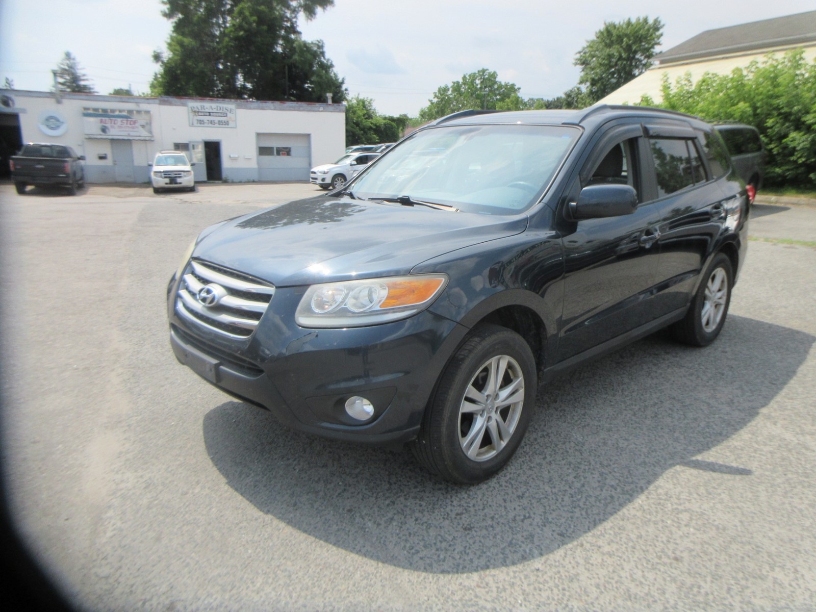 Photo of 2012 Hyundai Santa Fe GLS 2.4 for sale at Paradise Auto Source in Peterborough, ON