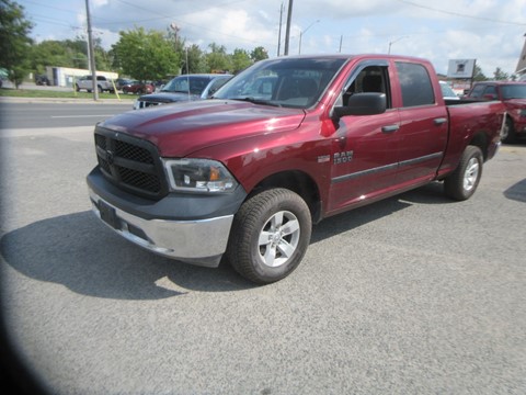 Photo of 2016 RAM 1500 SXT Crew Cab for sale at Paradise Auto Source in Peterborough, ON