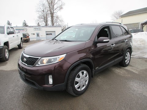 Photo of 2014 KIA Sorento LX V6 for sale at Paradise Auto Source in Peterborough, ON