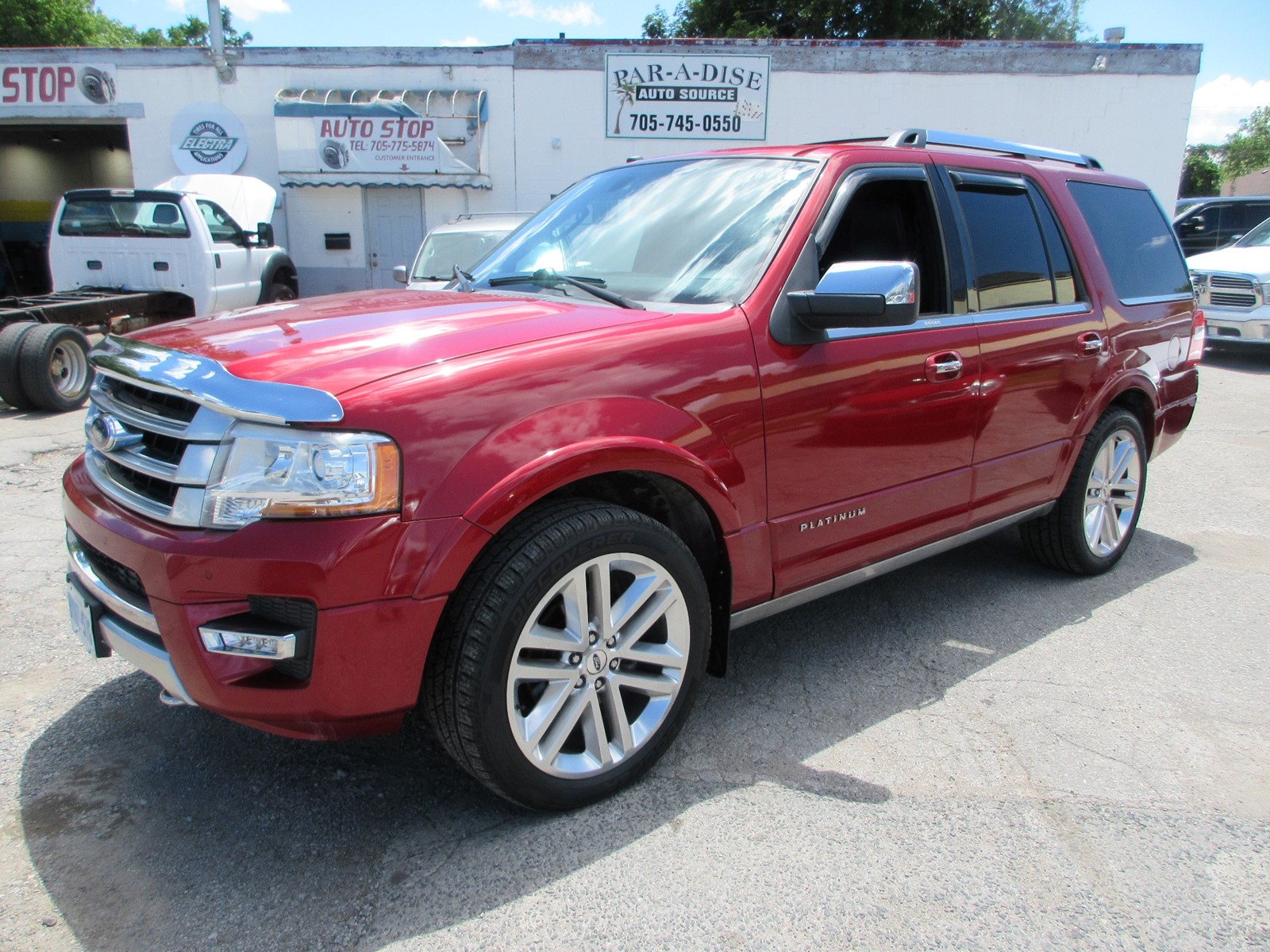 Photo of 2017 Ford Expedition Platinum 4WD for sale at Paradise Auto Source in Peterborough, ON
