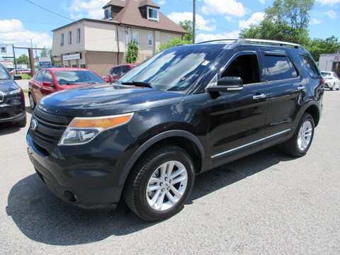 Photo of 2014 Ford Explorer XLT 4WD for sale at Paradise Auto Source in Peterborough, ON