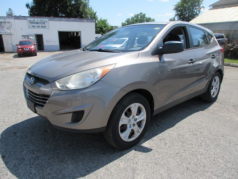 Photo of 2012 Hyundai Tucson GL FWD for sale at Paradise Auto Source in Peterborough, ON