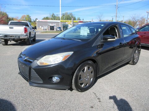 Photo of 2012 Ford Focus SE  for sale at Paradise Auto Source in Peterborough, ON