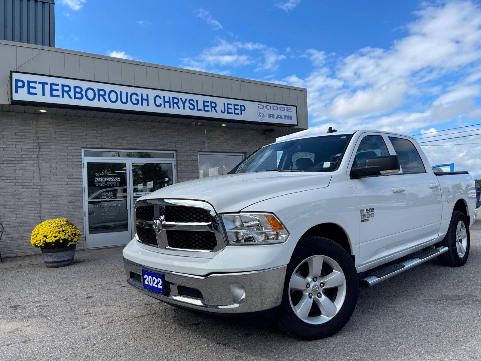 Photo of 2022 RAM 1500 SLT  Crew Cab for sale at Peterborough Chrysler in Peterborough, ON