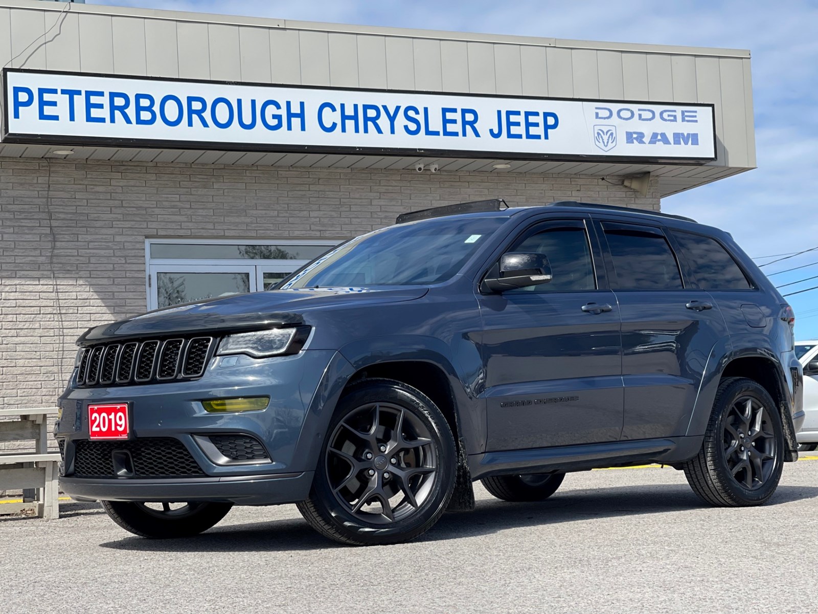 Photo of 2019 Jeep Grand Cherokee  Limited  for sale at Peterborough Chrysler in Peterborough, ON