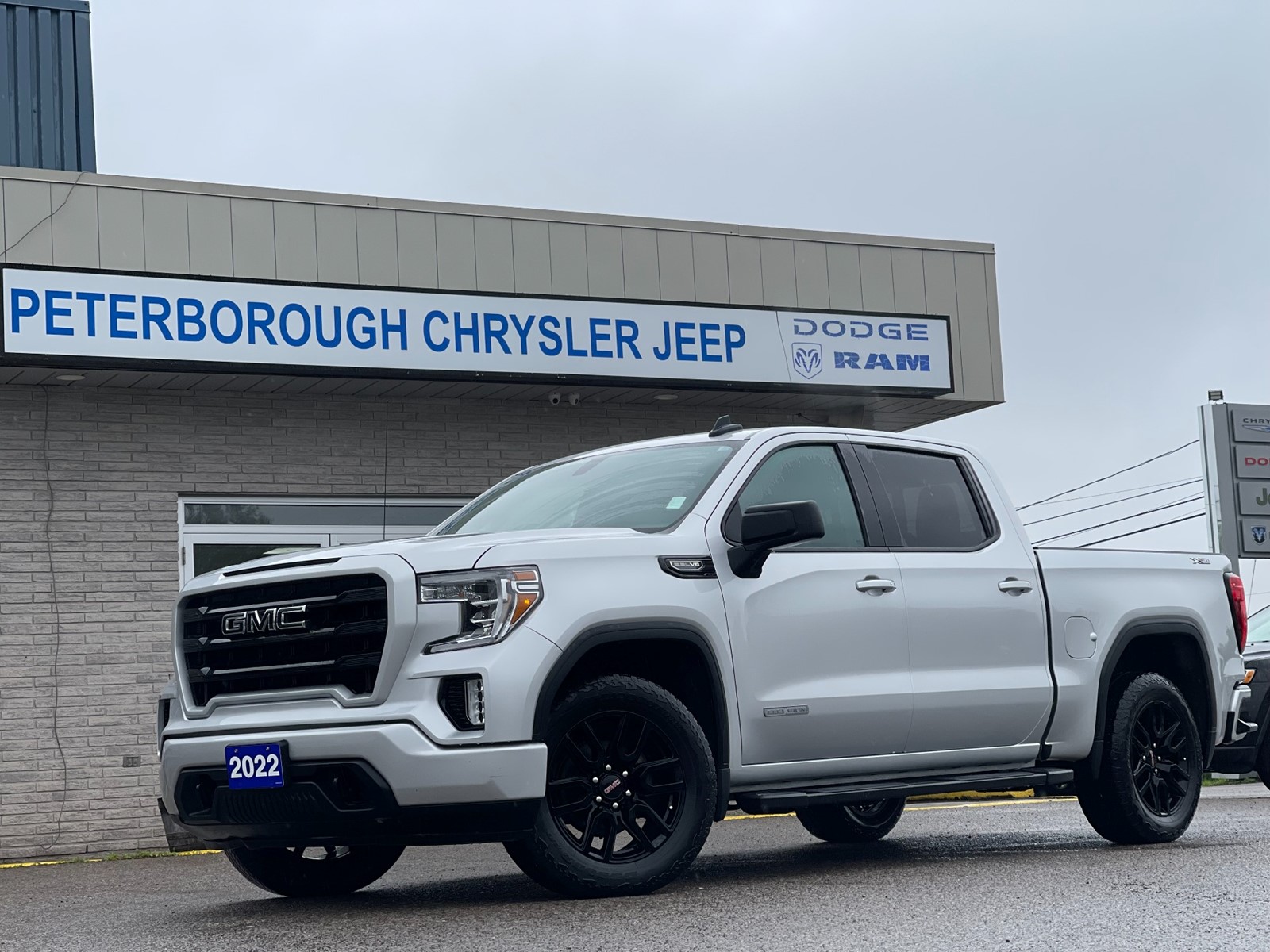 Photo of 2022 GMC Sierra 1500 Limited   for sale at Peterborough Chrysler in Peterborough, ON