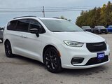 2025 Chrysler Pacifica Limited — photo 3