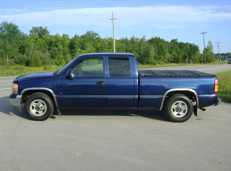 Photo of  2002 GMC Sierra 1500 SL Long Bed for sale at Realistic Auto Sales in Cavan Monaghan, ON