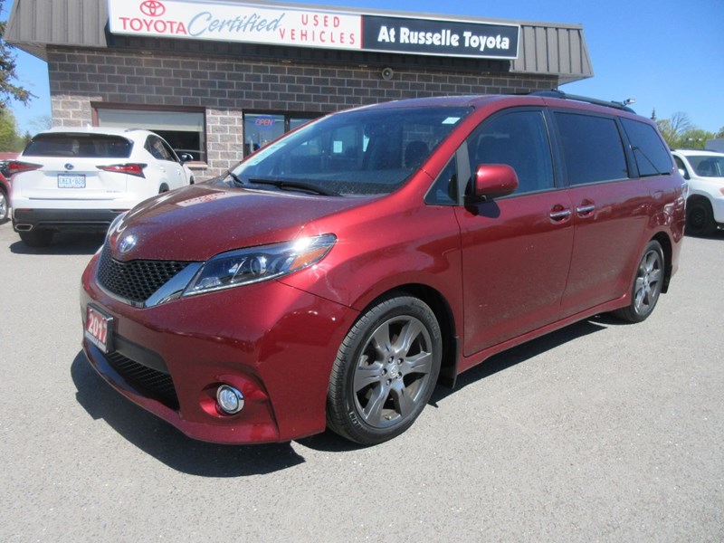 Photo of  2017 Toyota Sienna Technology  SE for sale at Russelle Toyota in Peterborough, ON
