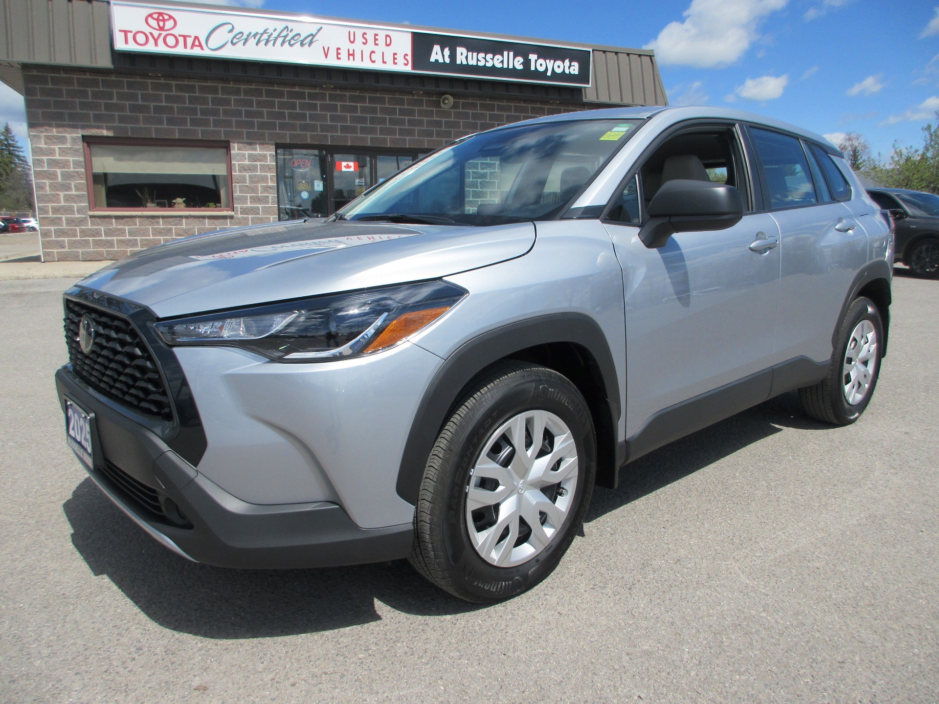 Sonic Silver 2025 Toyota Corolla Cross L FWD SUV / Crossover Front-Wheel Drive Continuously Variable Transmission