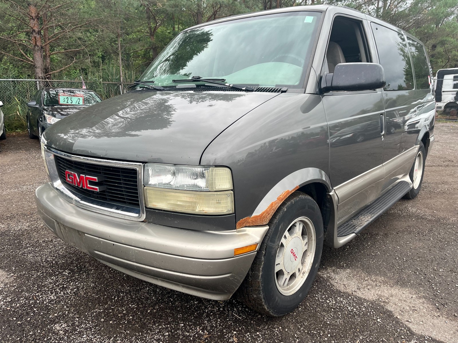 Photo of 2005 GMC Safari   for sale at Kenny Peterborough in Peterborough, ON