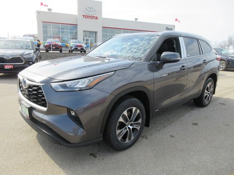Photo of  2021 Toyota Highlander Hybrid XLE AWD for sale at Race Toyota in Lindsay, ON