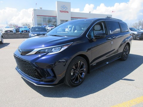 Photo of  2021 Toyota Sienna  Hybrid for sale at Race Toyota in Lindsay, ON
