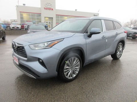 Photo of  2021 Toyota Highlander Limited AWD for sale at Race Toyota in Lindsay, ON