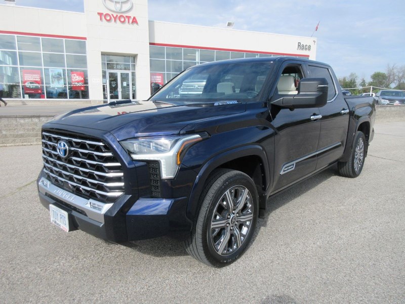 Photo of New 2022 Toyota Tundra Hybrid Crew Max for sale at Race Toyota in Lindsay, ON