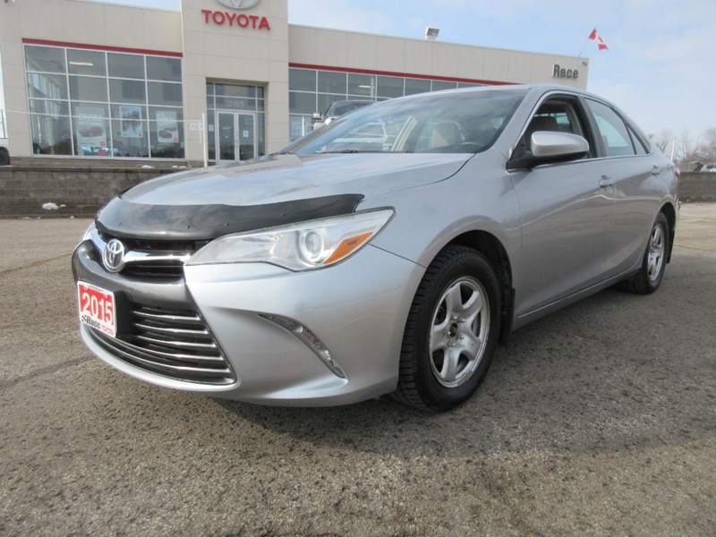  Used 2015 Toyota Camry LE   Race Toyota  Lindsay, ON