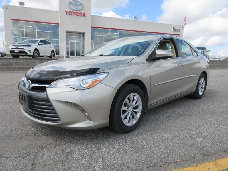  Used 2017 Toyota Camry LE   Race Toyota  Lindsay, ON
