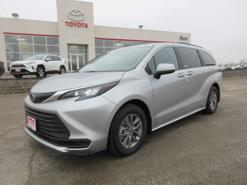 Photo of  2024 Toyota Sienna LE Hybrid for sale at Race Toyota in Lindsay, ON
