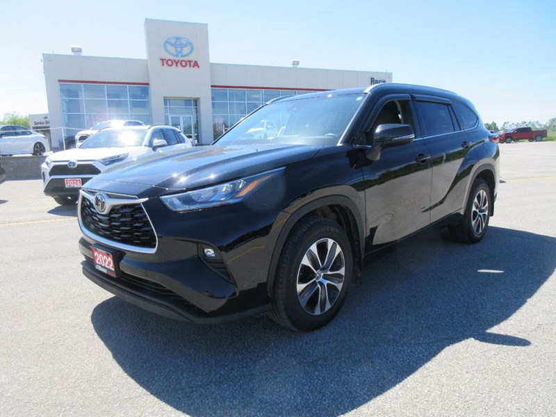 Photo of  2022 Toyota Highlander XLE AWD for sale at Race Toyota in Lindsay, ON