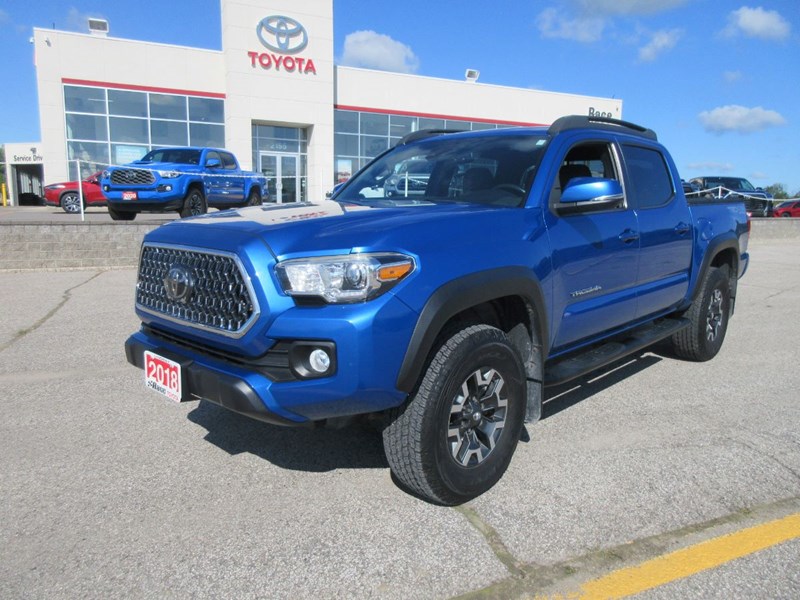  2018 Toyota Tacoma TRD Off-Road  Race Toyota  Lindsay, ON