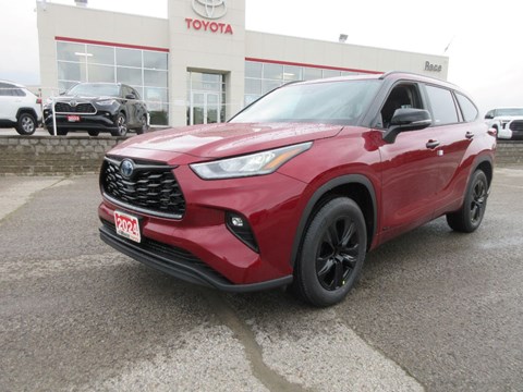 Photo of 2024 Toyota Highlander Hybrid XLE AWD for sale at Race Toyota in Lindsay, ON