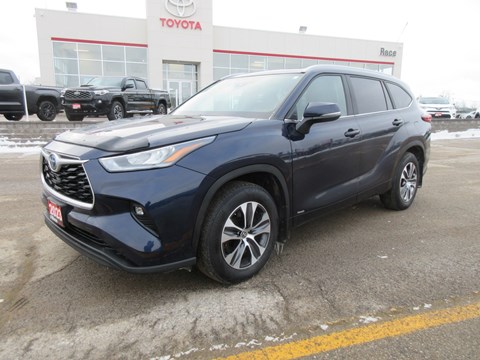 Photo of 2023 Toyota Highlander Hybrid XLE AWD for sale at Race Toyota in Lindsay, ON